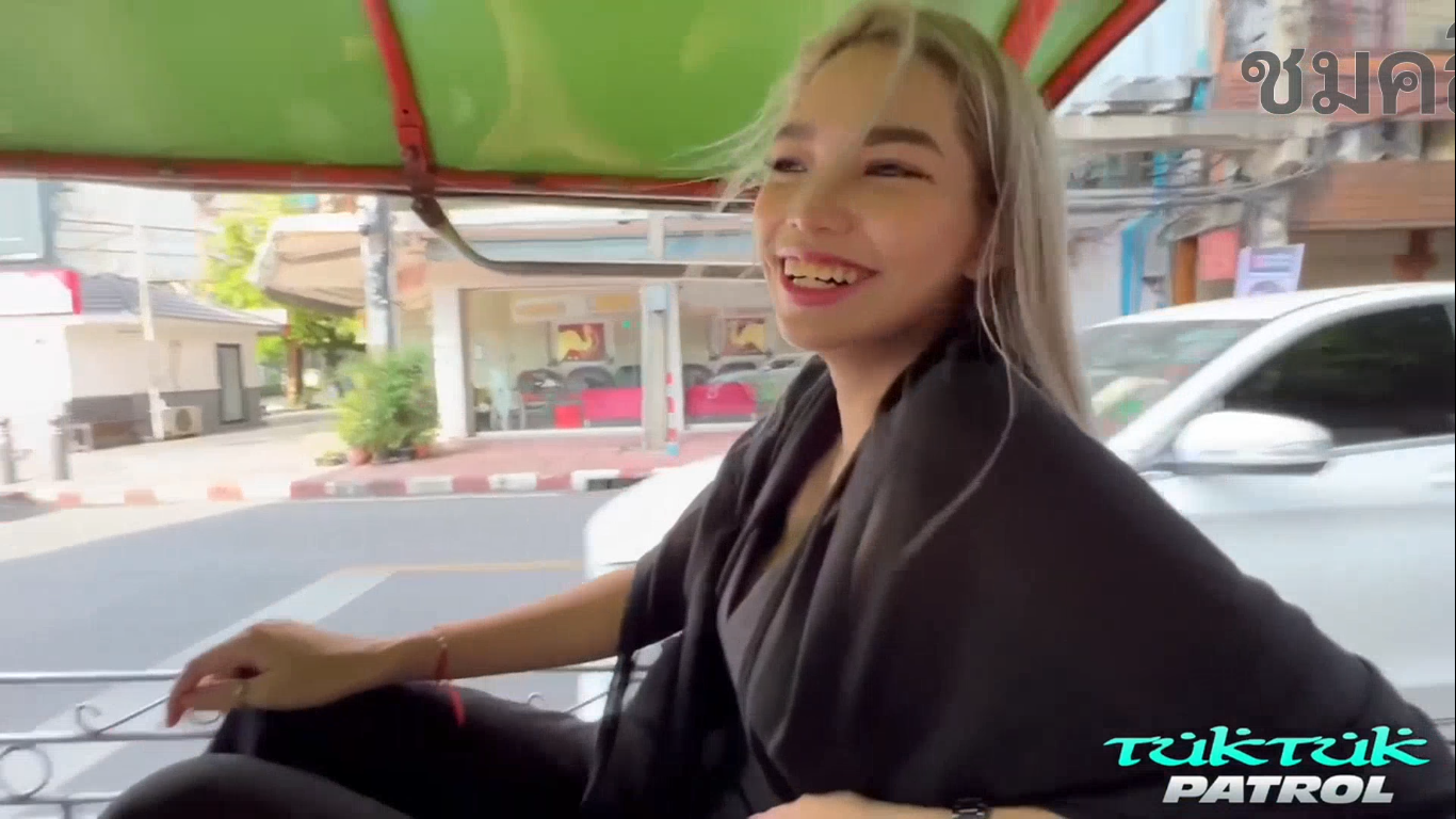 th-704                 TukTukPatrol – Party D น้องปาร์ตี้ สาวไทยสายฝอเจอฝรั่งชวนไปเล่นเสียว จับถ่ายแบบก่อนโดนเย็ด