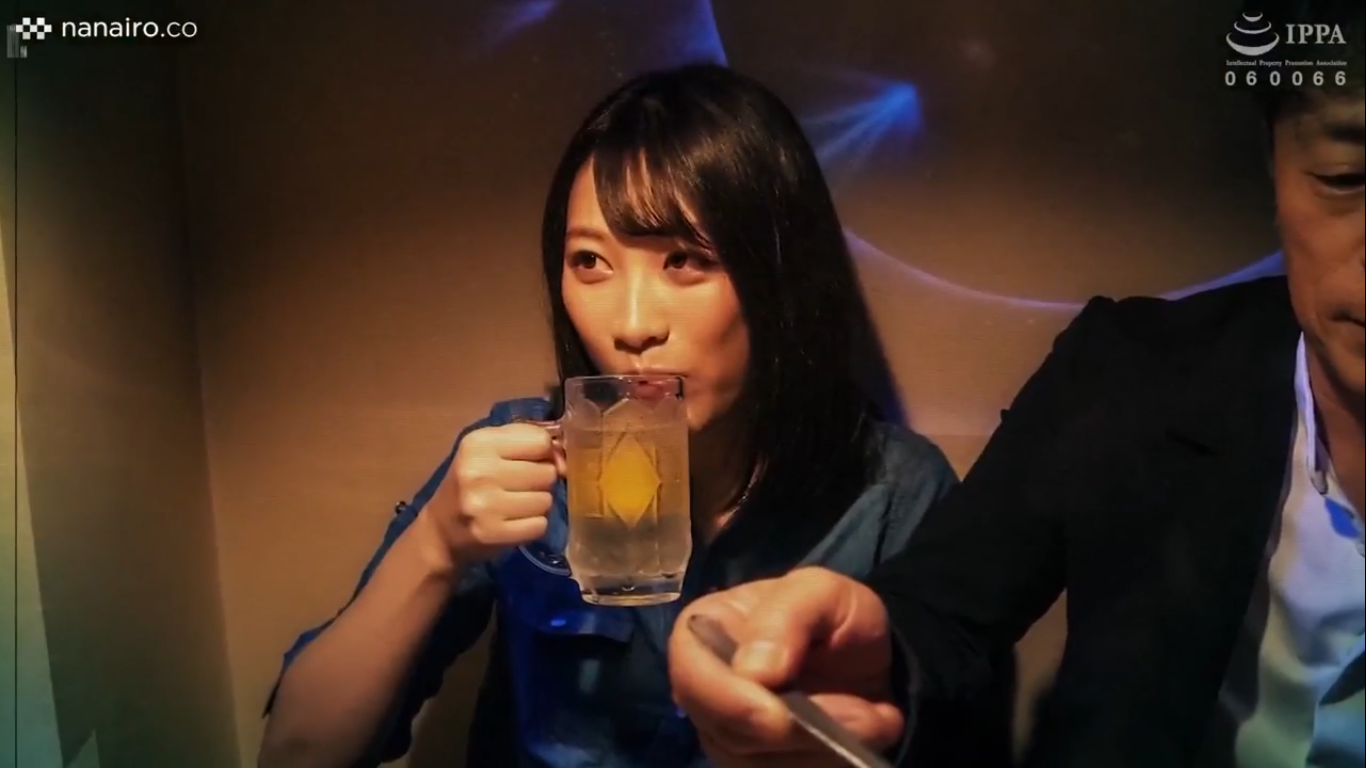 JP-600 383-MIKI-HW Woman who wants to devote herself to SEX with all her heart / Miki