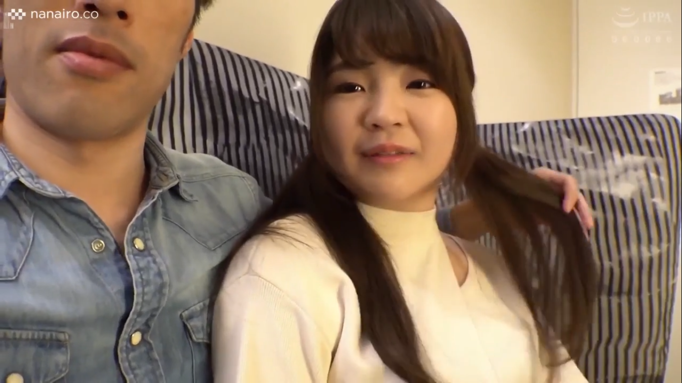 JP-622 SMJ-002-2 Gonzo H / Meru with a smiling twinte girl